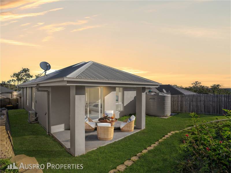 30 Nova Street , Waterford , QLD 4133 Australia