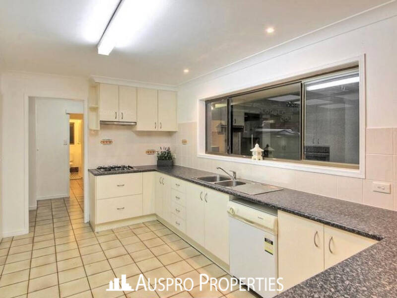 80 Underwood Rd, Eight Mile Plains, QLD 4113 Australia