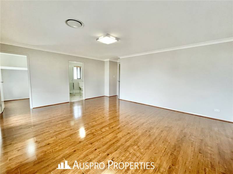 41 Kookaburra Circuit , Rochedale , QLD 4123 Australia