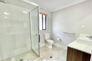 41 Kookaburra Circuit , Rochedale , QLD 4123 Australia
