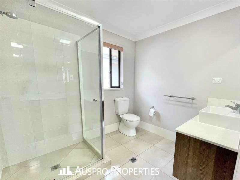 41 Kookaburra Circuit , Rochedale , QLD 4123 Australia