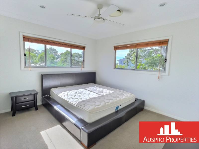 Eight Mile Plains , QLD 4113 Australia