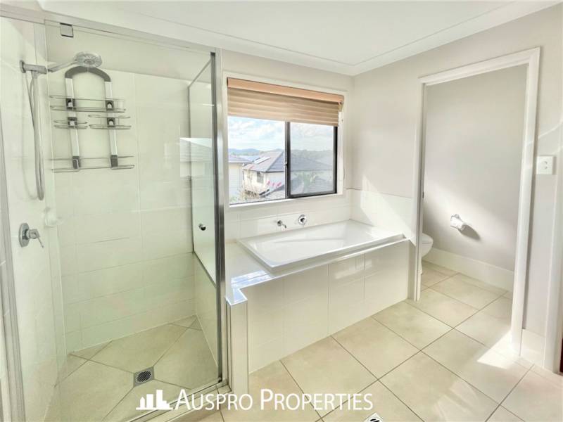 41 Kookaburra Circuit , Rochedale , QLD 4123 Australia