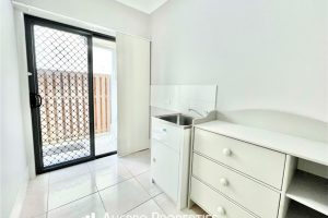 41 Kookaburra Circuit , Rochedale , QLD 4123 Australia