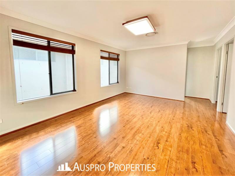 41 Kookaburra Circuit , Rochedale , QLD 4123 Australia
