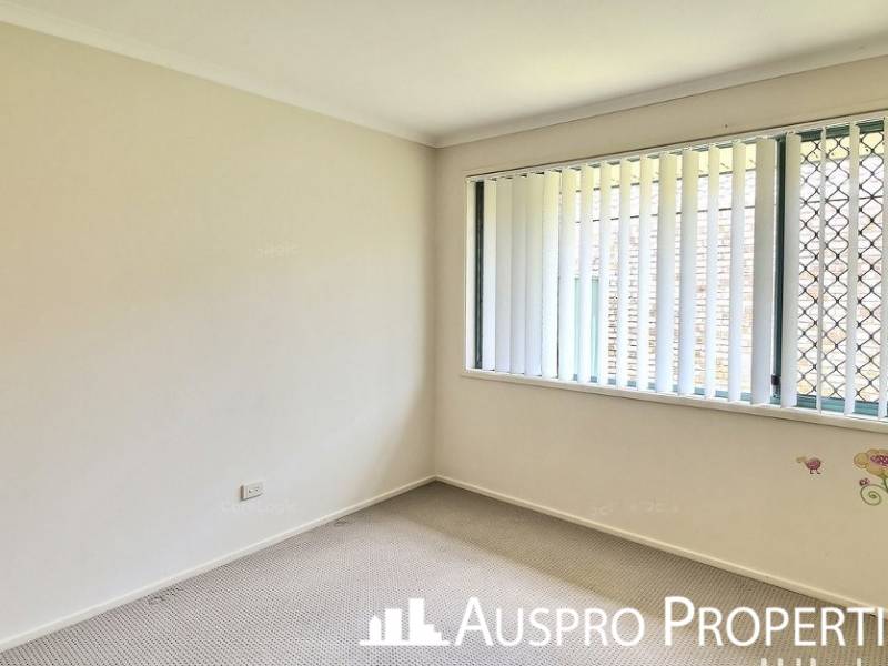 8 Benbek Cct, Sunnybank Hills, QLD 4109 Australia