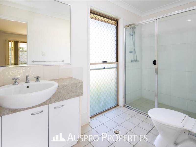 50 McKerrow Cresent, Goodna, QLD 4300 Australia