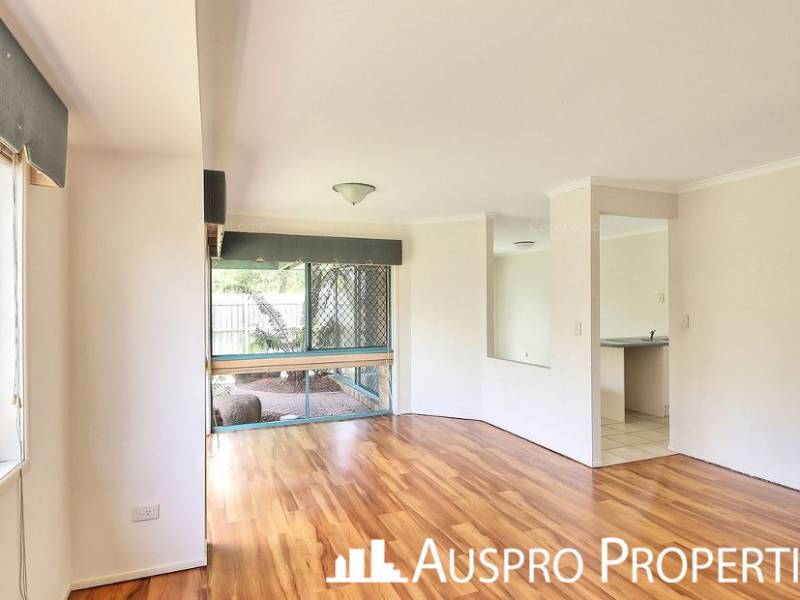 8 Benbek Cct, Sunnybank Hills, QLD 4109 Australia
