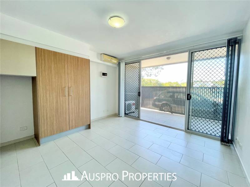 Yeronga, QLD 4104 Australia