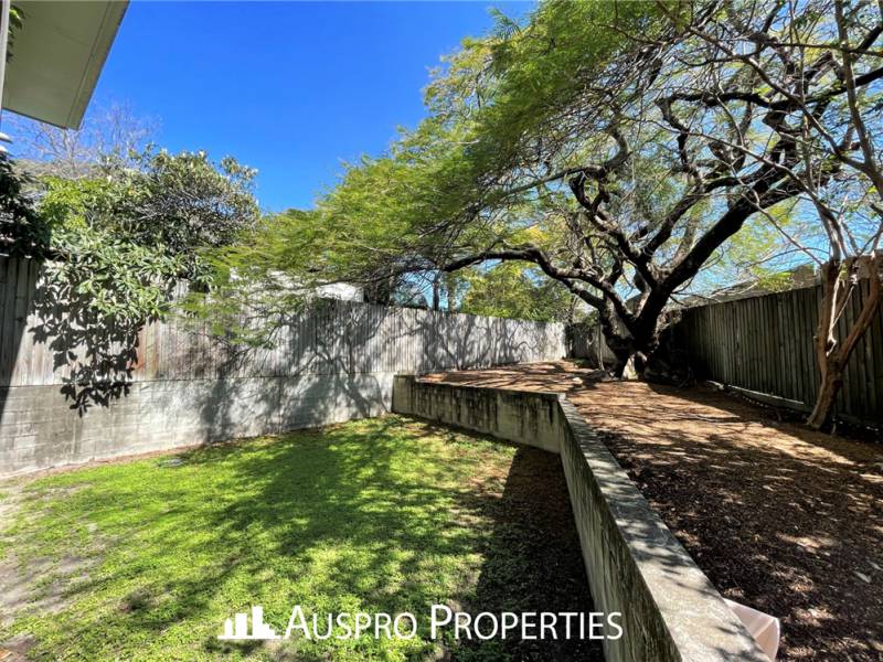Yeronga, QLD 4104 Australia