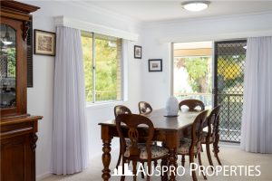 30 Darlington St, Macgregor, QLD 4109 Australia