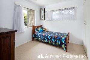 30 Darlington St, Macgregor, QLD 4109 Australia