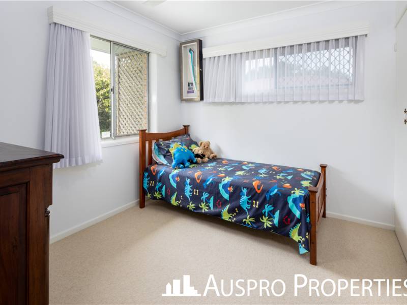 30 Darlington St, Macgregor, QLD 4109 Australia