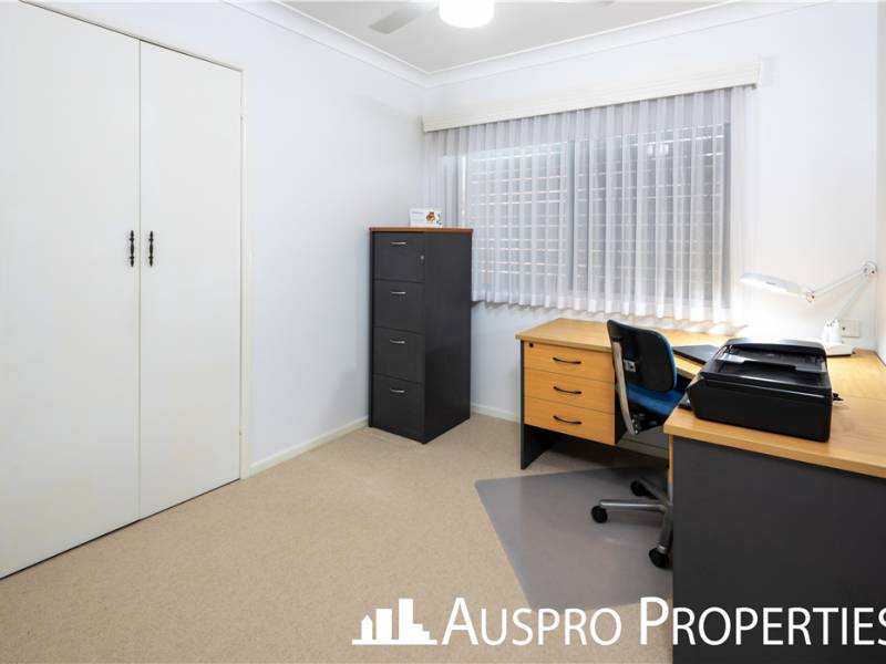30 Darlington St, Macgregor, QLD 4109 Australia
