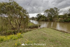 QLD 4131 Australia