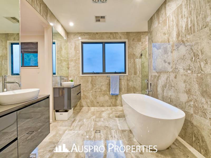 80 Elderbury Pl, Stretton, QLD 4116 Australia