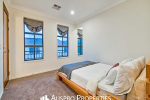 80 Elderbury Pl, Stretton, QLD 4116 Australia