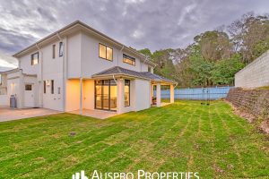 80 Elderbury Pl, Stretton, QLD 4116 Australia