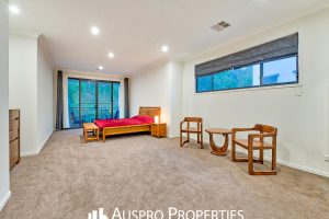 80 Elderbury Pl, Stretton, QLD 4116 Australia