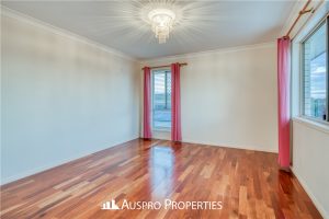 5 Paul Drive, REGENTS PARK, QLD 4118 Australia