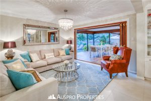 4 Thulimbah Street, COOPERS PLAINS, QLD 4108 Australia