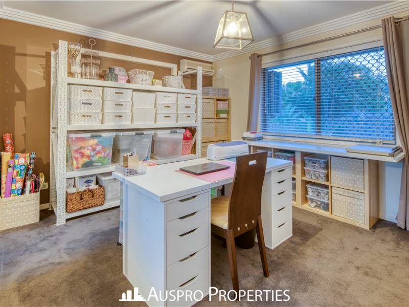 4 Thulimbah Street, COOPERS PLAINS, QLD 4108 Australia