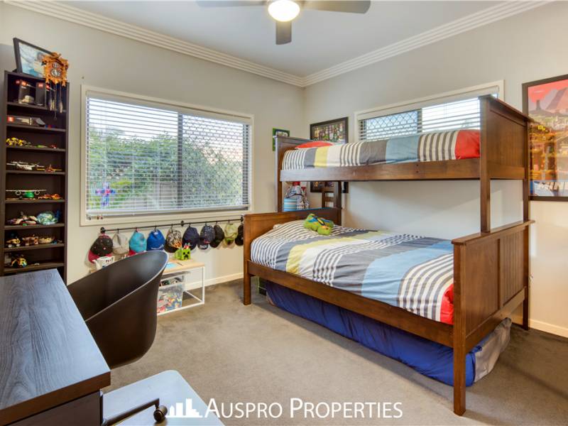 4 Thulimbah Street, COOPERS PLAINS, QLD 4108 Australia