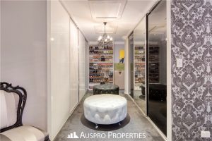 4 Thulimbah Street, COOPERS PLAINS, QLD 4108 Australia