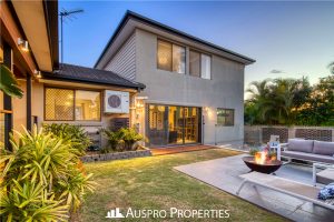 4 Thulimbah Street, COOPERS PLAINS, QLD 4108 Australia