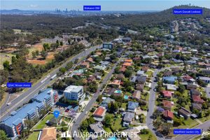 12 Le Grand Street, Macgregor, QLD 4109 Australia