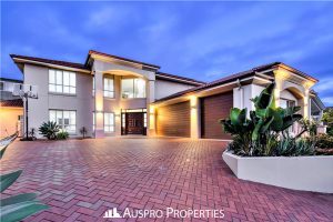 107  Hawthorn Cct, Stretton, QLD 4116 Australia