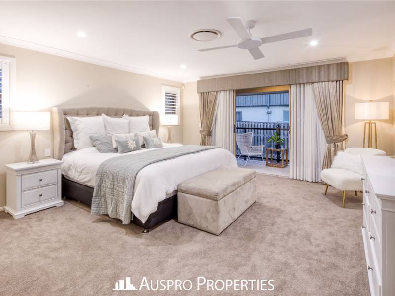 107  Hawthorn Cct, Stretton, QLD 4116 Australia