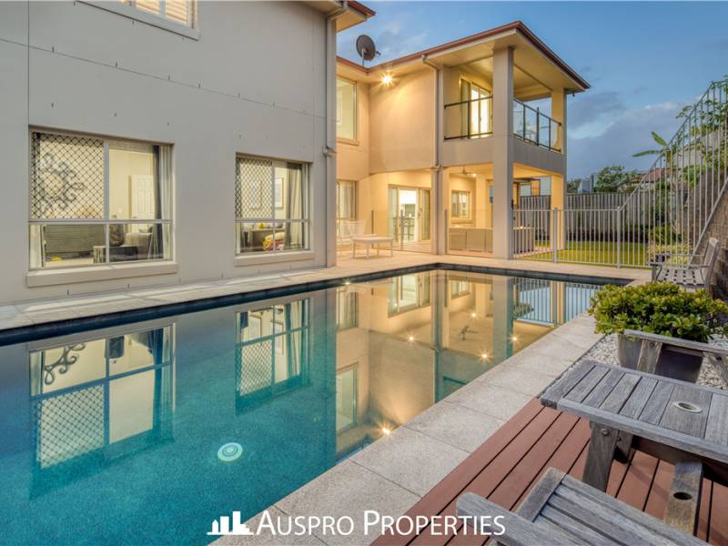 107  Hawthorn Cct, Stretton, QLD 4116 Australia
