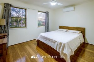 93 Muscari Crescent, DREWVALE, QLD 4116 Australia