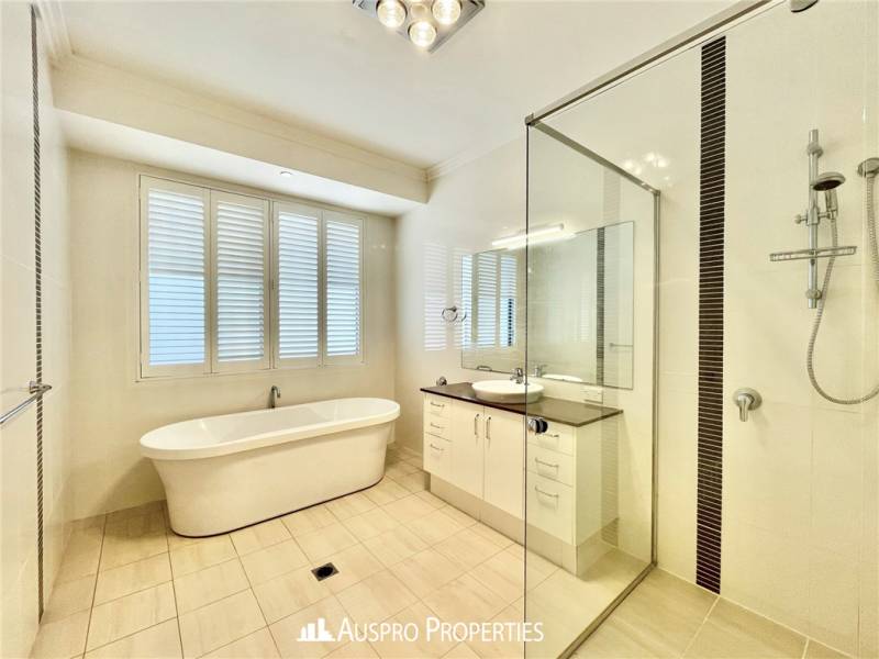 11 Penson St, Stretton, QLD 4116 Australia