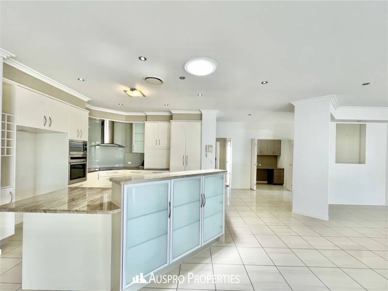 11 Penson St, Stretton, QLD 4116 Australia