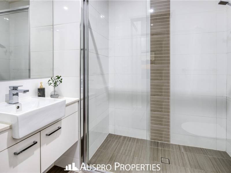 1854/5 Cremin St, UPPER MOUNT GRAVATT, QLD 4122 Australia