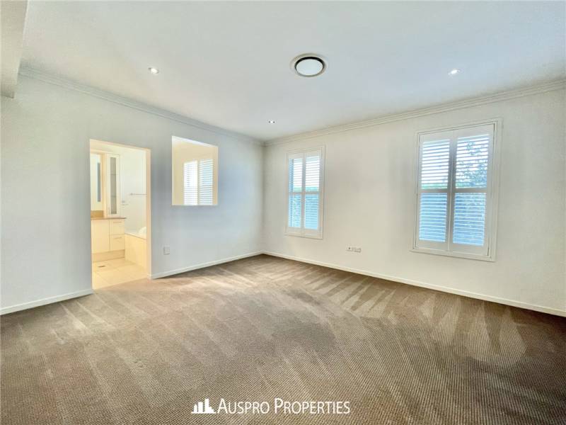 11 Penson St, Stretton, QLD 4116 Australia
