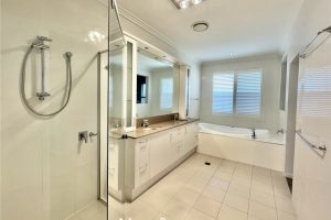 11 Penson St, Stretton, QLD 4116 Australia