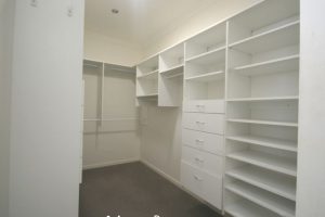 11 Penson St, Stretton, QLD 4116 Australia