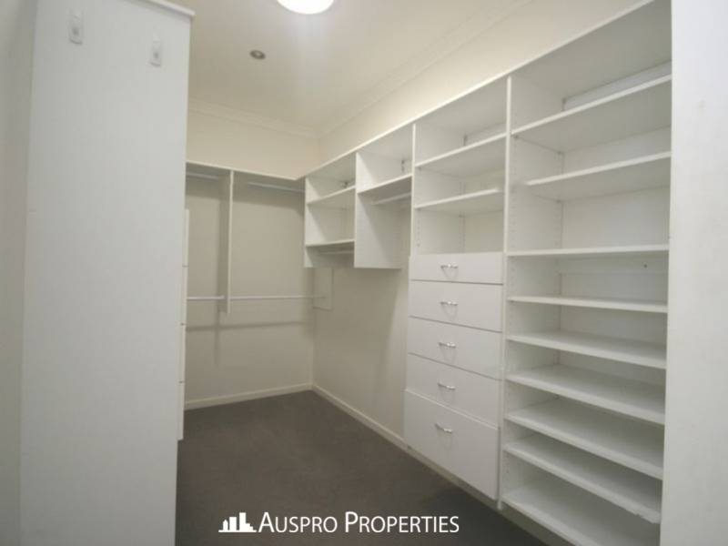 11 Penson St, Stretton, QLD 4116 Australia