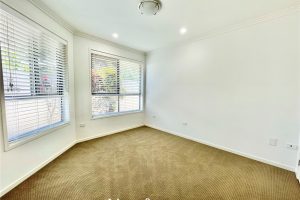 11 Penson St, Stretton, QLD 4116 Australia