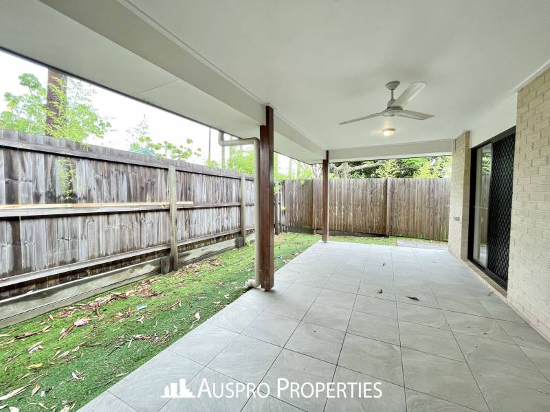 1/12  Courtice Street, ACACIA RIDGE, QLD 4110 Australia