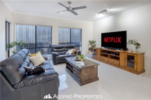 62 Birchwood Pl, Stretton, QLD 4116
